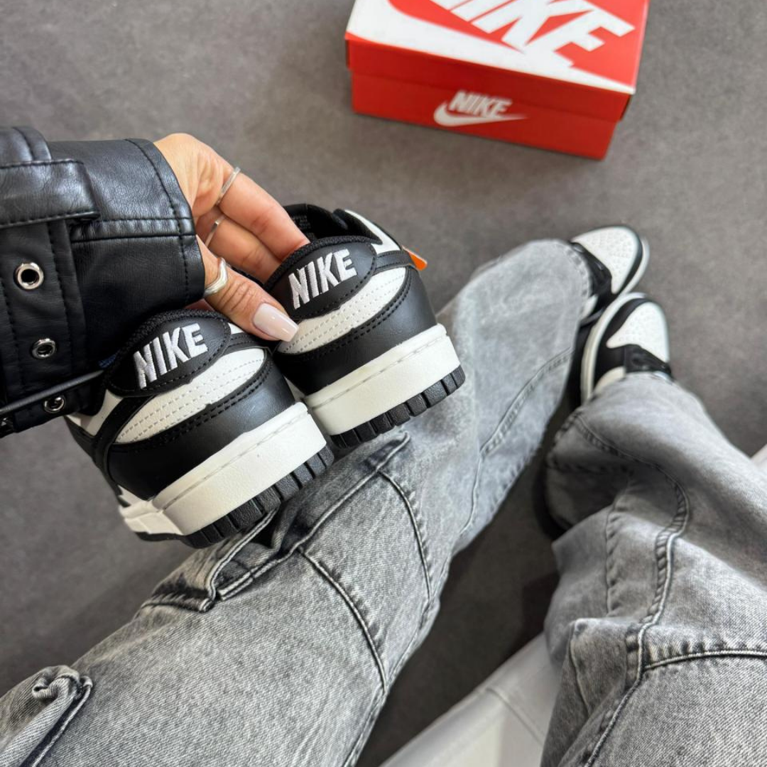 Produto: NIKE DUNK LOW BLACK 