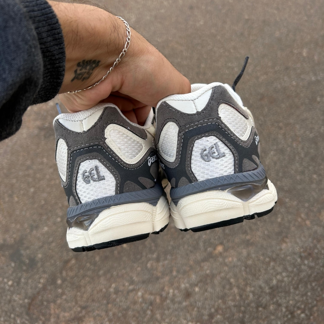 Produto: ASICS GEL GRAY