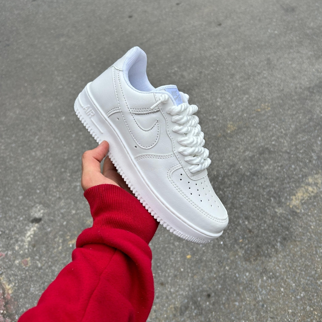 Produto: NIKE AIR FORCE 1 - CADARÇO DE CORDA
